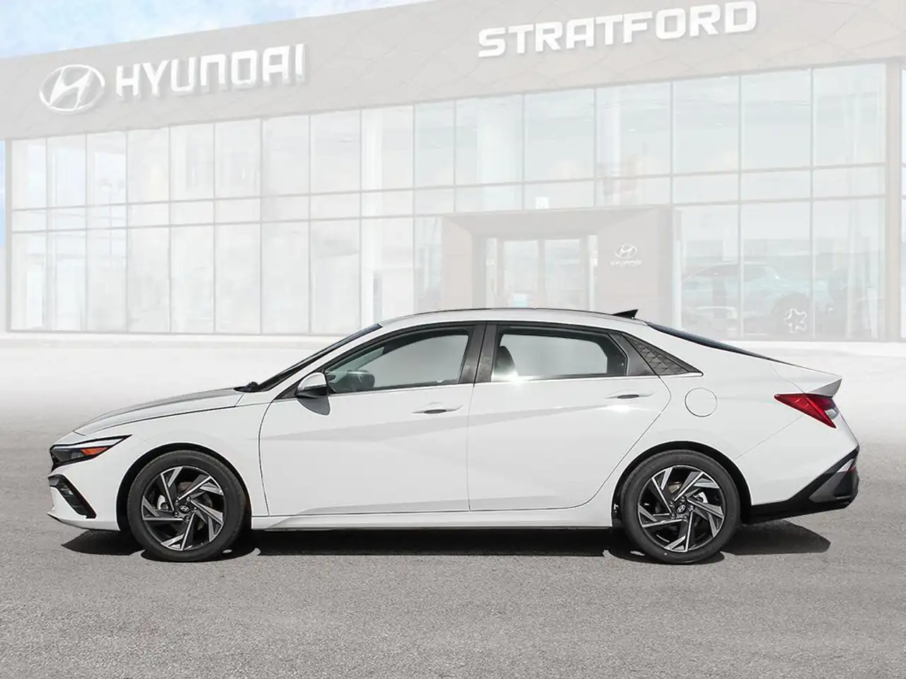 Hyundai ELANTRA снимка Hyundai ELANTRA