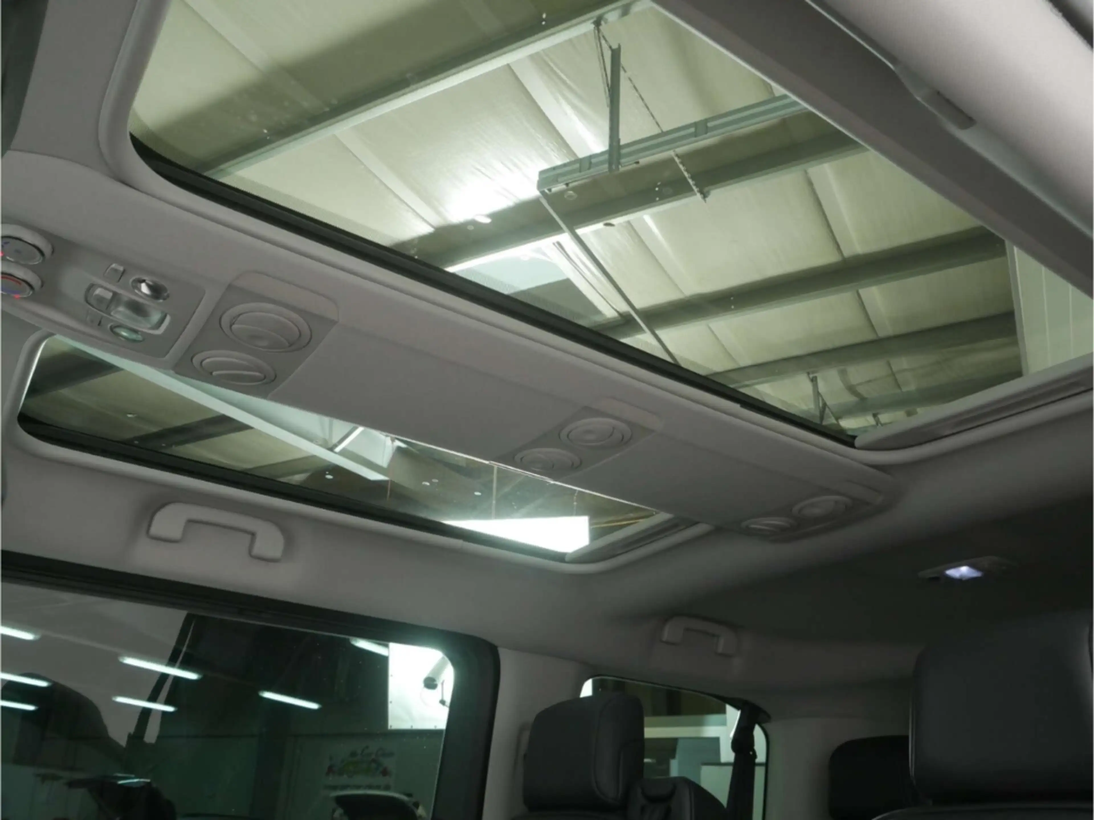 Fiat Ulysse 180PS L2H1 7-Sitzer PANORAMADACH *Vollausstattung* — photo 9