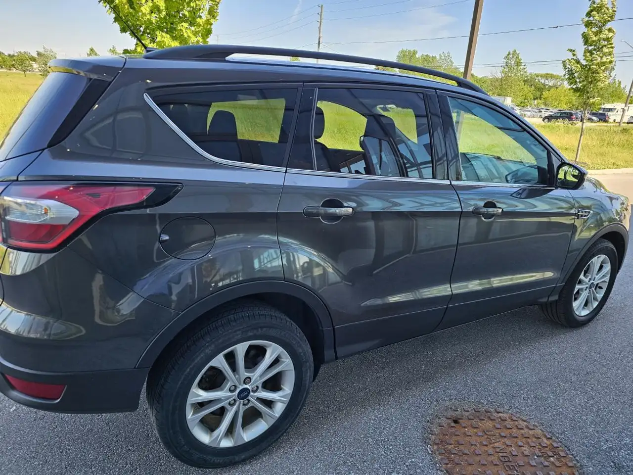 Ford Escape снимка Ford Escape