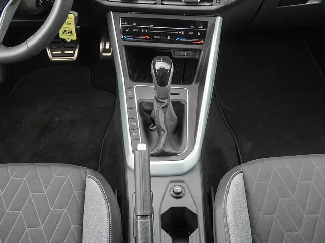 Volkswagen Taigo view 13