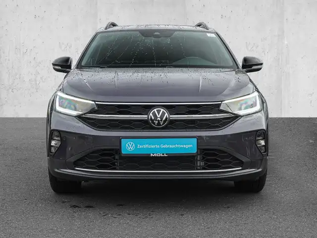 Volkswagen Taigo view 3