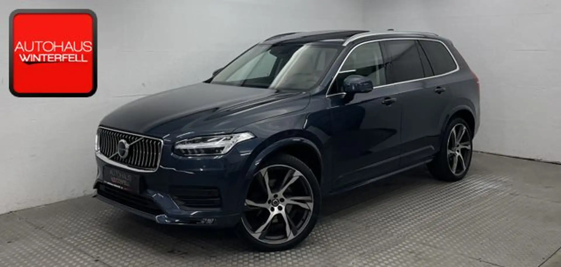 Volvo XC90 B5 AWD PANO+22Z+HUD+H&K+KAMERA+LED+ALARM+ Blau - 1