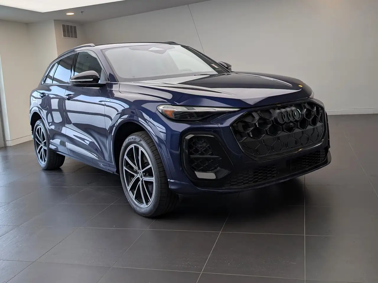 Audi Q5 снимка Audi Q5