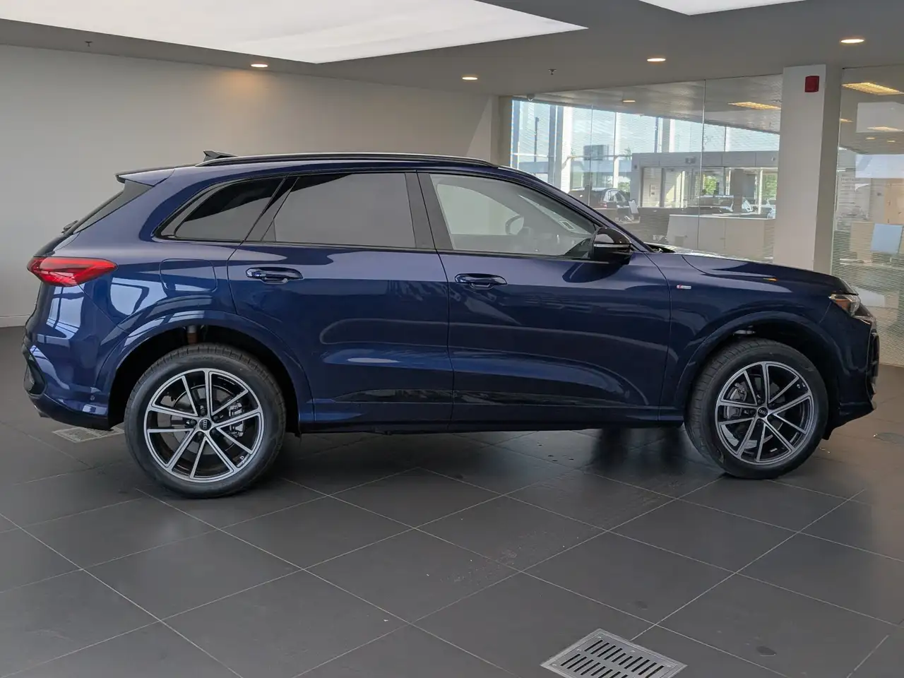 Audi Q5 снимка Audi Q5