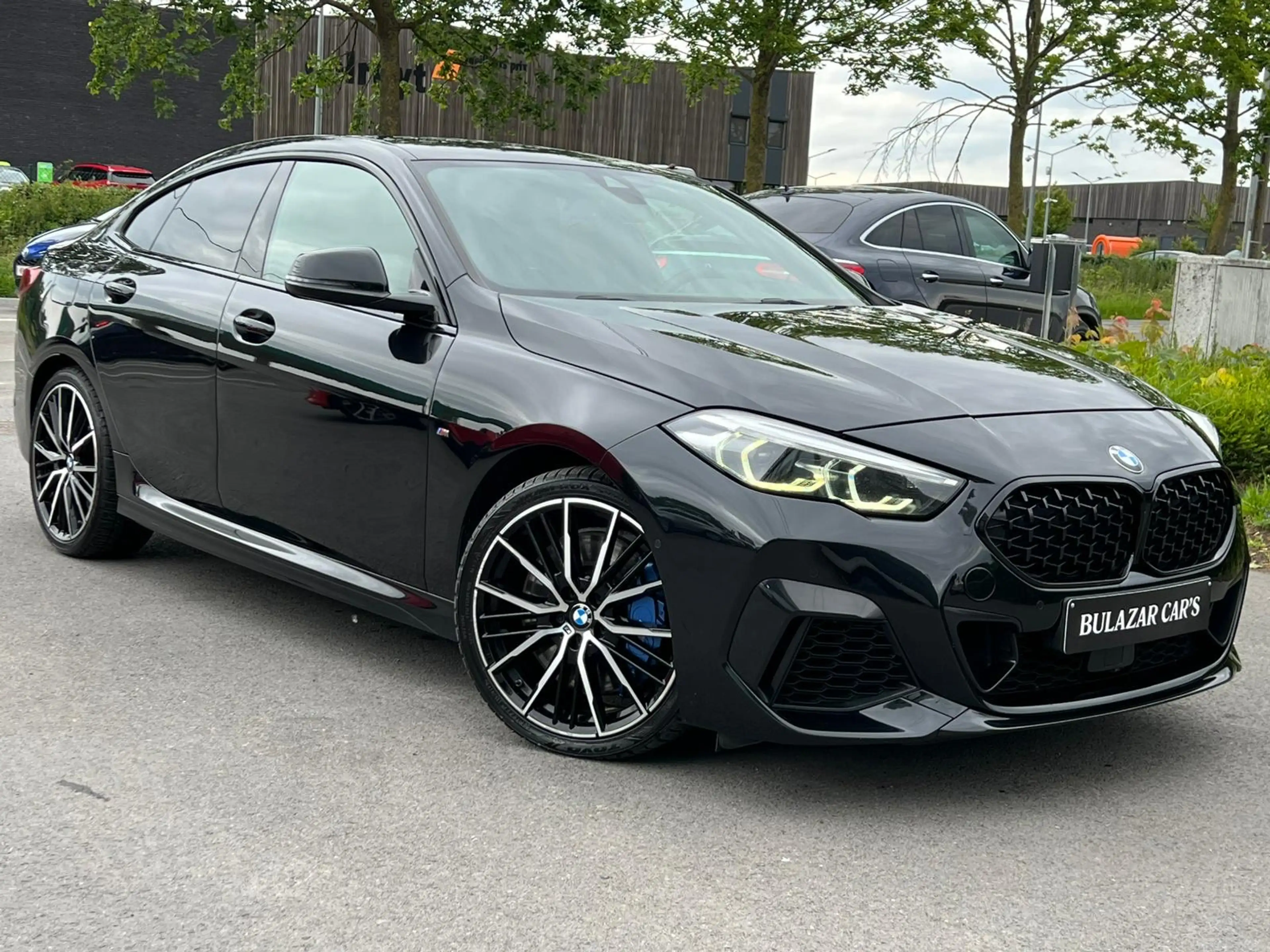 BMW 235 Gran Coupé M235iXAS NAVI/HEAD-UP/KEYLESS/CAMERA/Sièges SPORT/ACC/FULL LED — photo 3