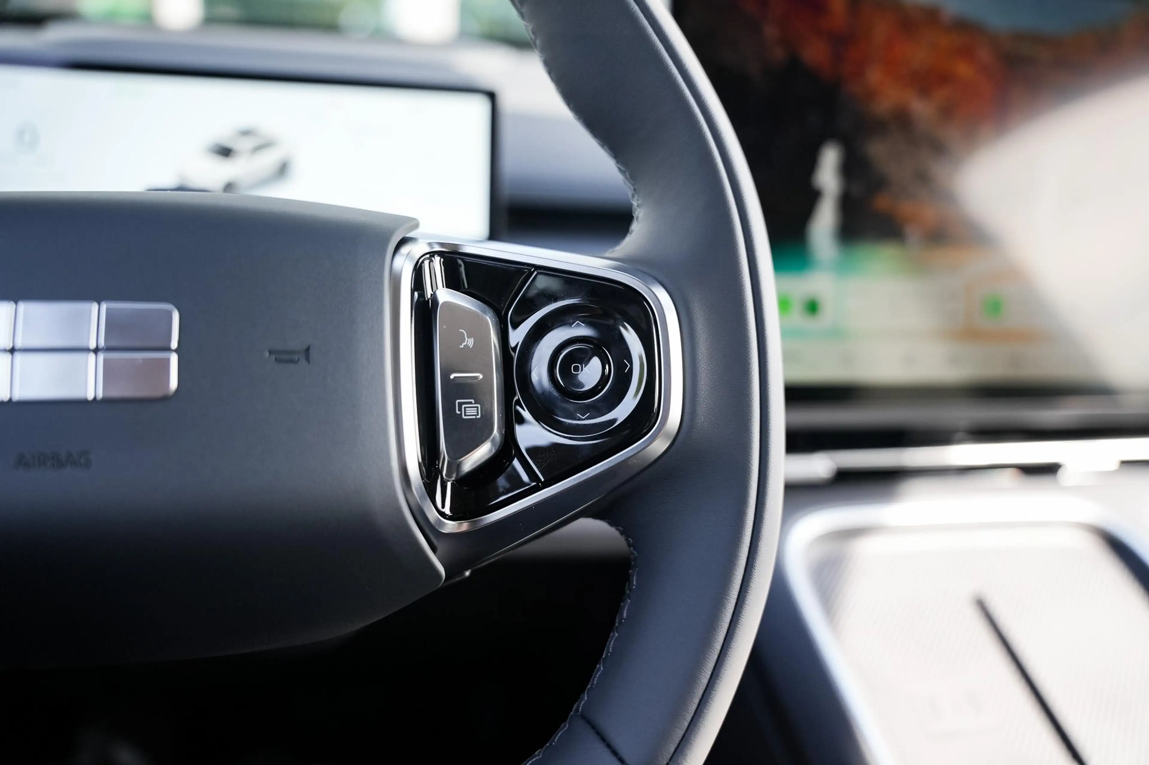 Geely Starray EM-i 1.5 Max+ | Stoelventilatie | Stoelmassage | Head-u — photo 17