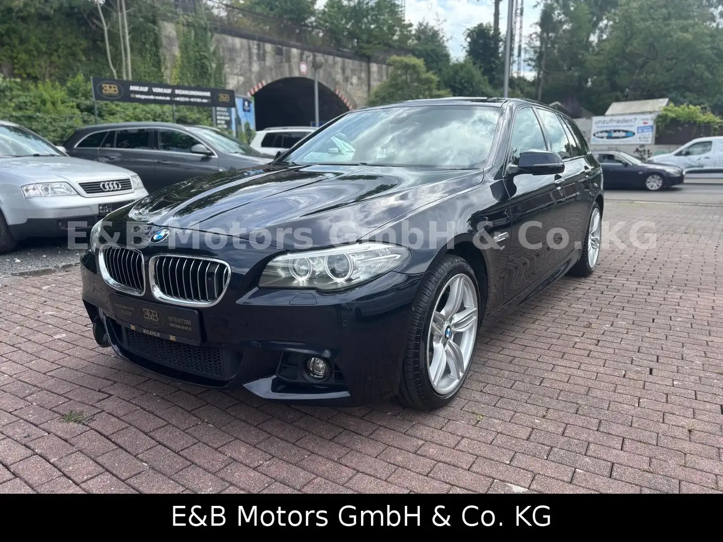 BMW 525 d xDrive M Sport/Head-Up/Pano/Voll Schwarz - 1