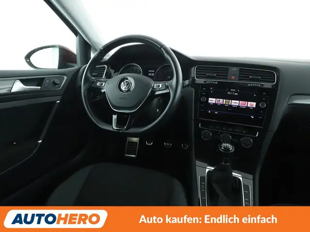 Volkswagen Golf view 13