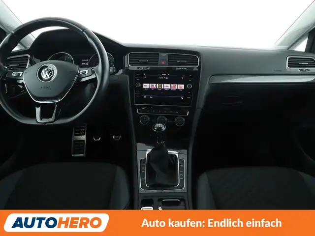 Volkswagen Golf view 12