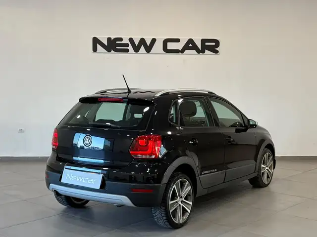 Volkswagen Polo view 7