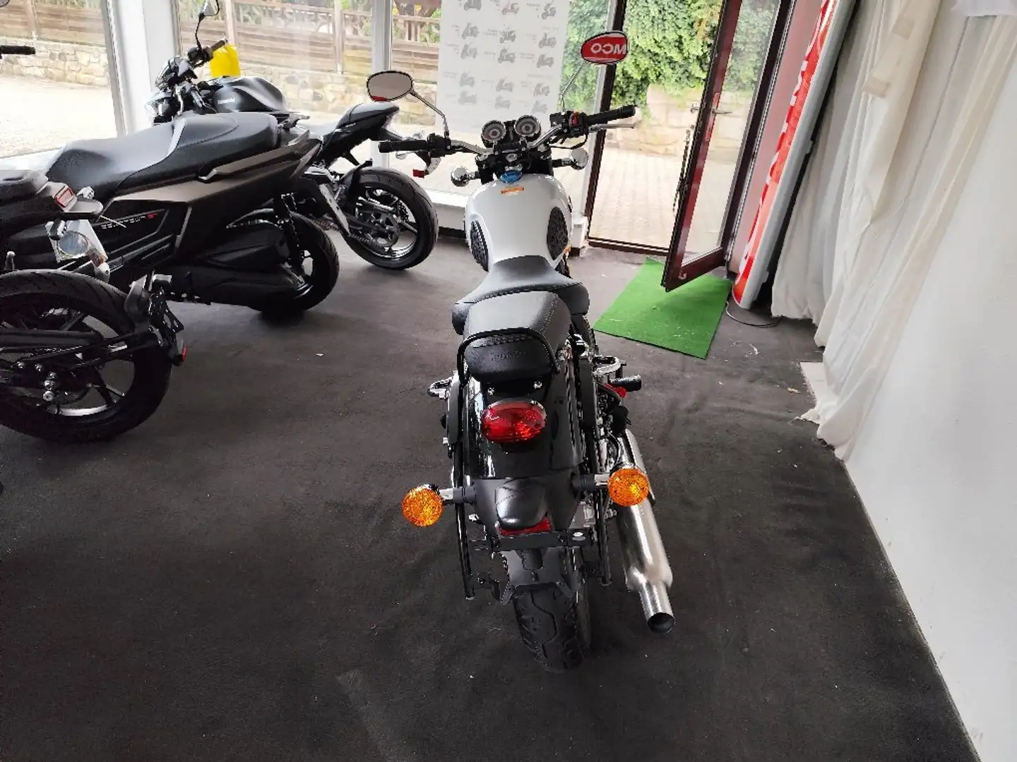 Benelli Imperiale Imperiale 400 Plateado - 2