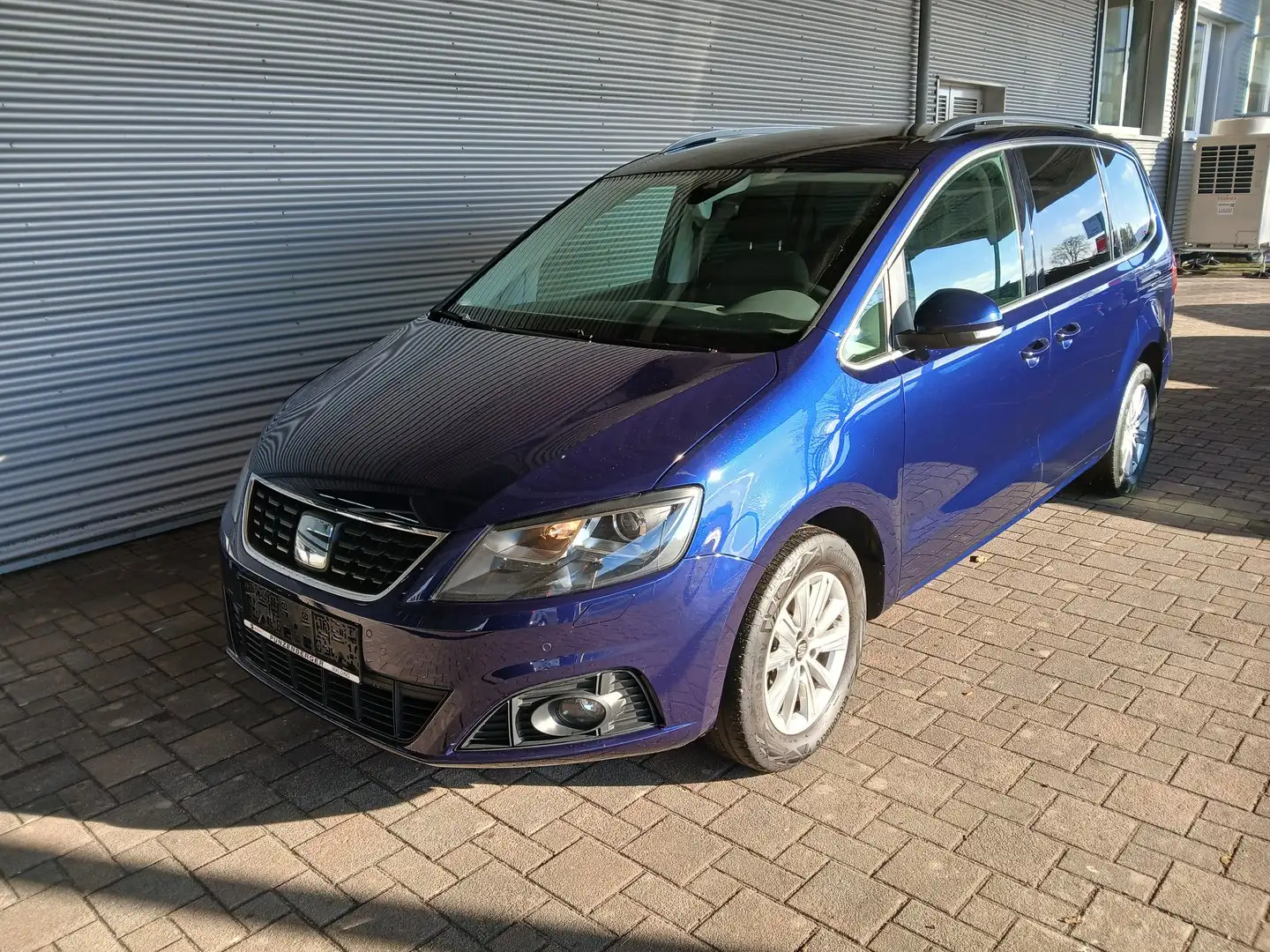SEAT Alhambra Executive TDI Blau - 1