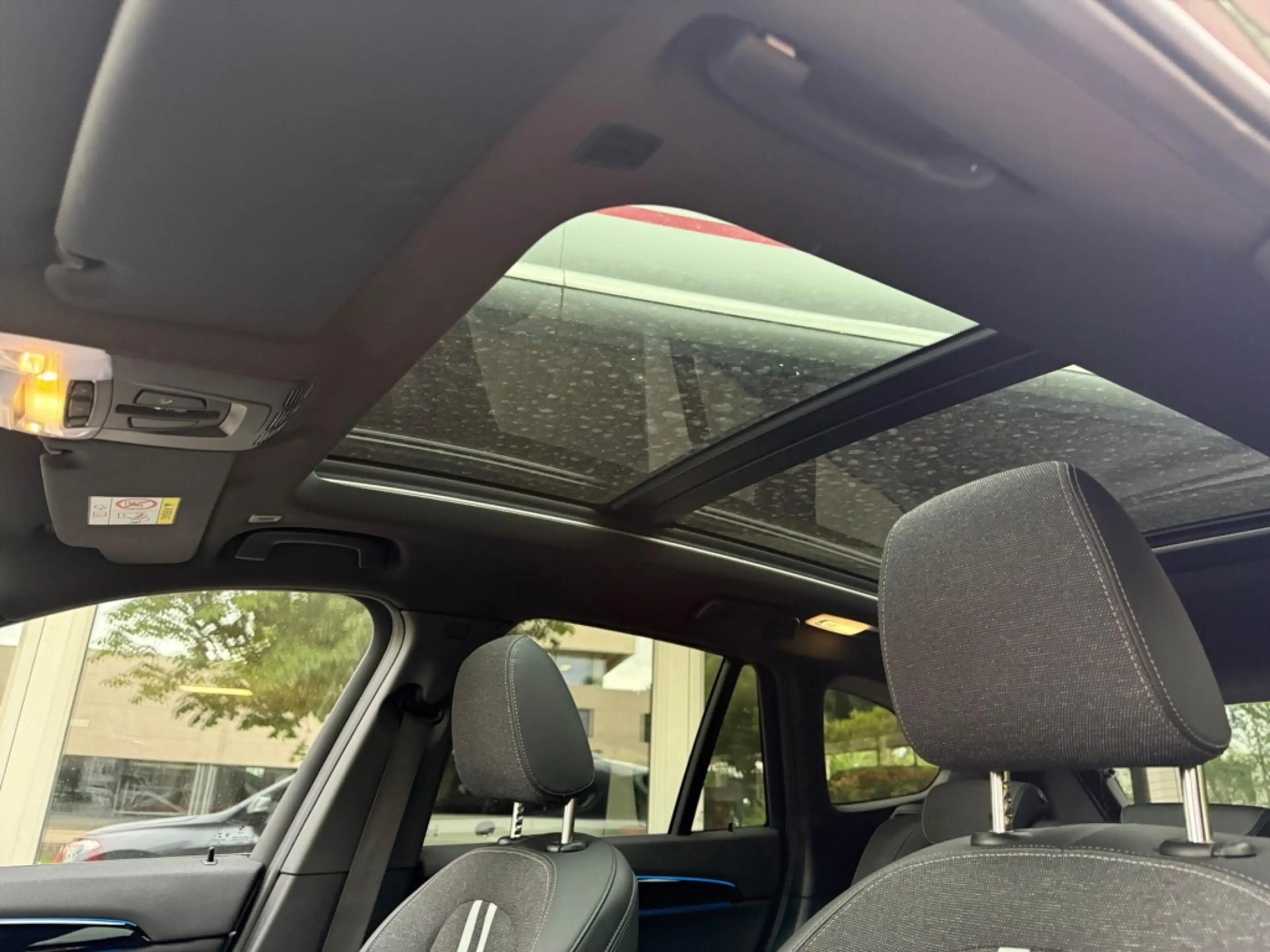 BMW X1 xDrive25e 220pk Aut — photo 12