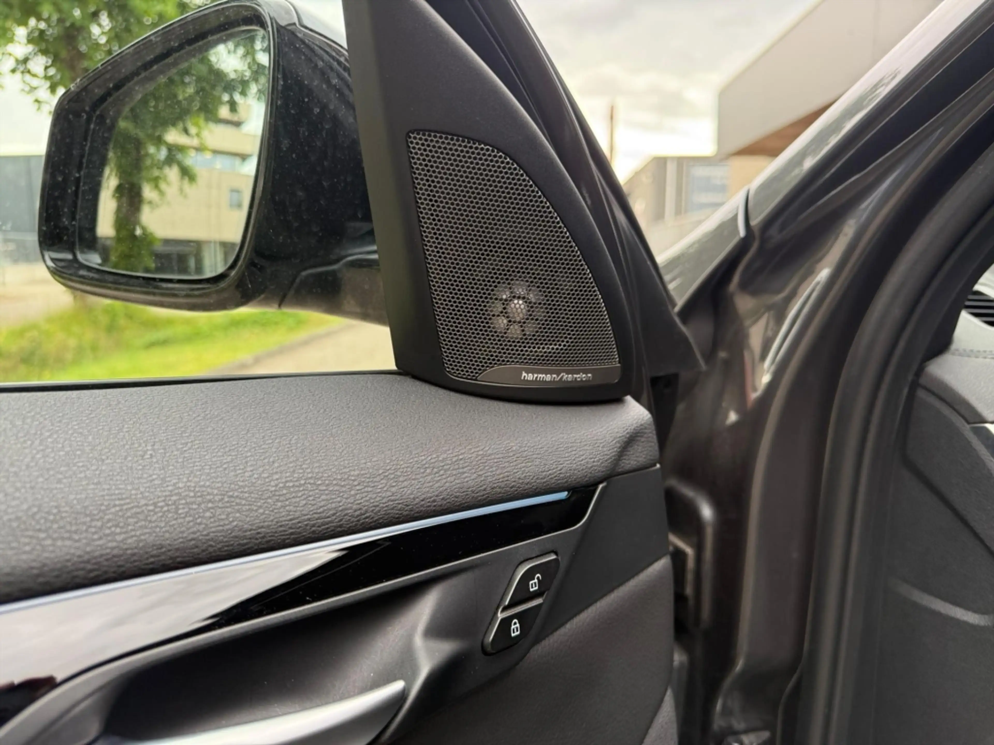 BMW X1 xDrive25e 220pk Aut — photo 13
