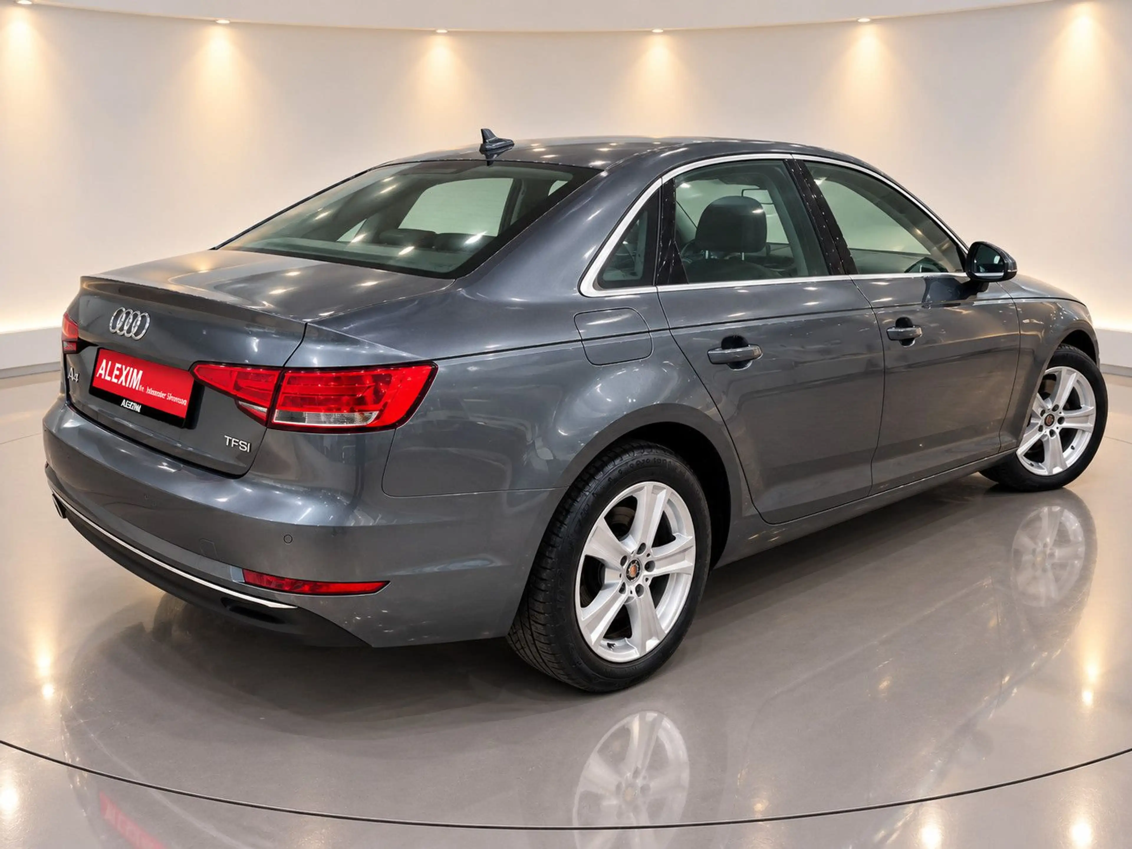 Audi A4 /1.4-110KW/Bi-Xenon/Navi/Klima/Tempom./1.Hand/ — photo 5