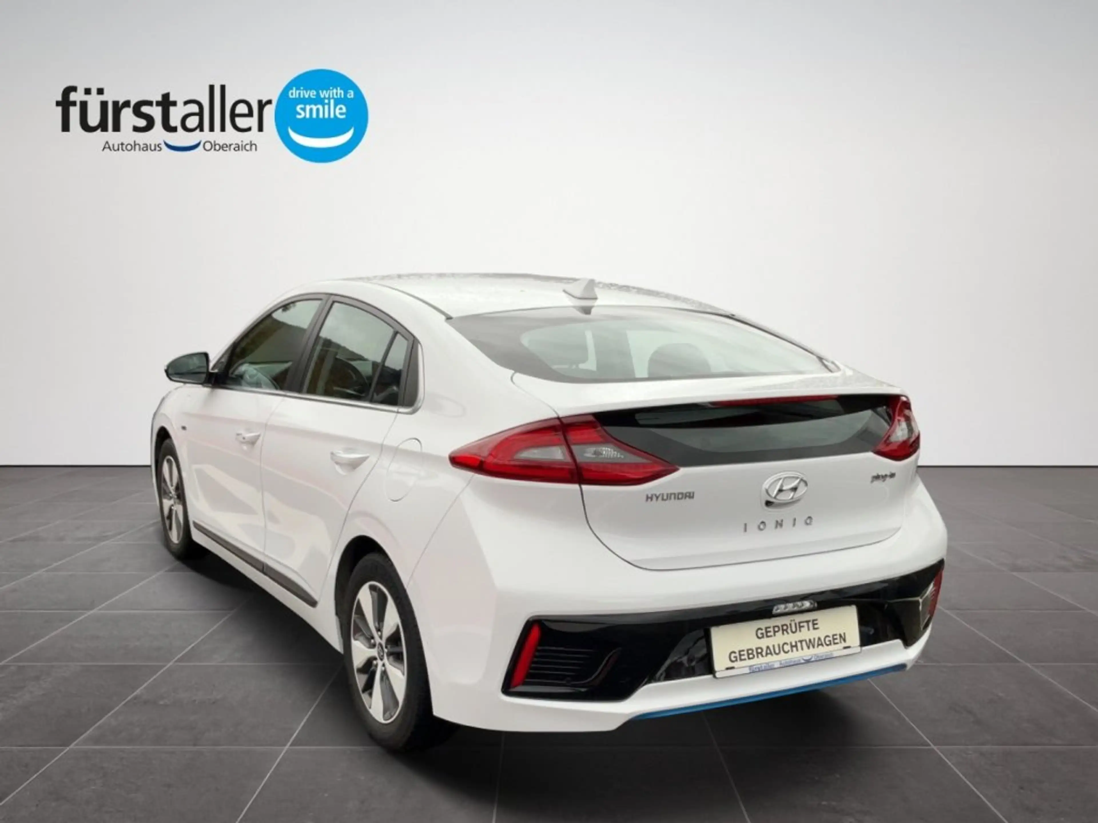 Hyundai IONIQ PHEV Level 5 — photo 7