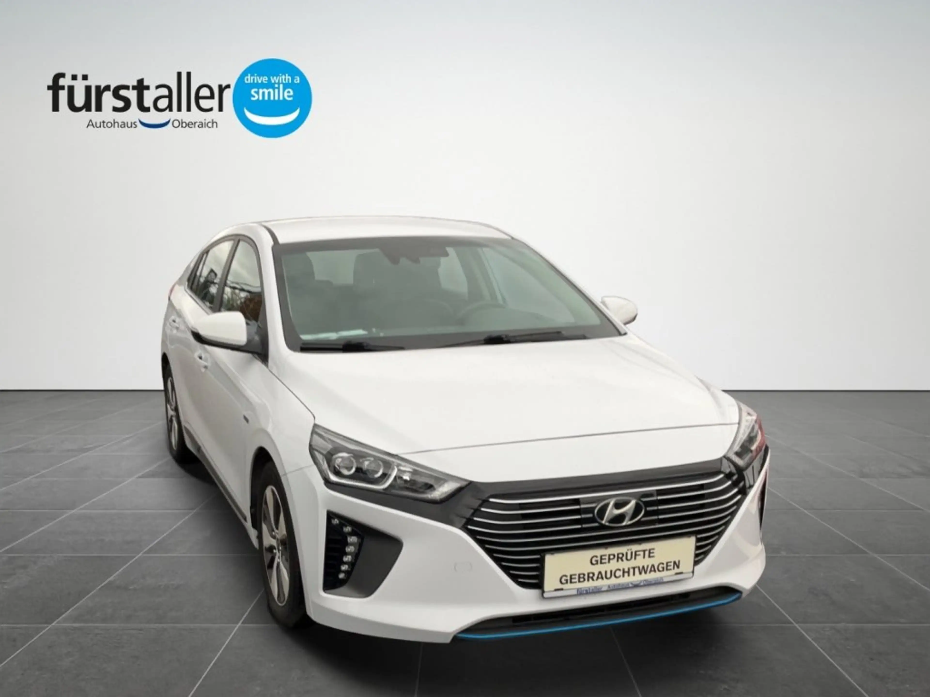 Hyundai IONIQ PHEV Level 5 — photo 3