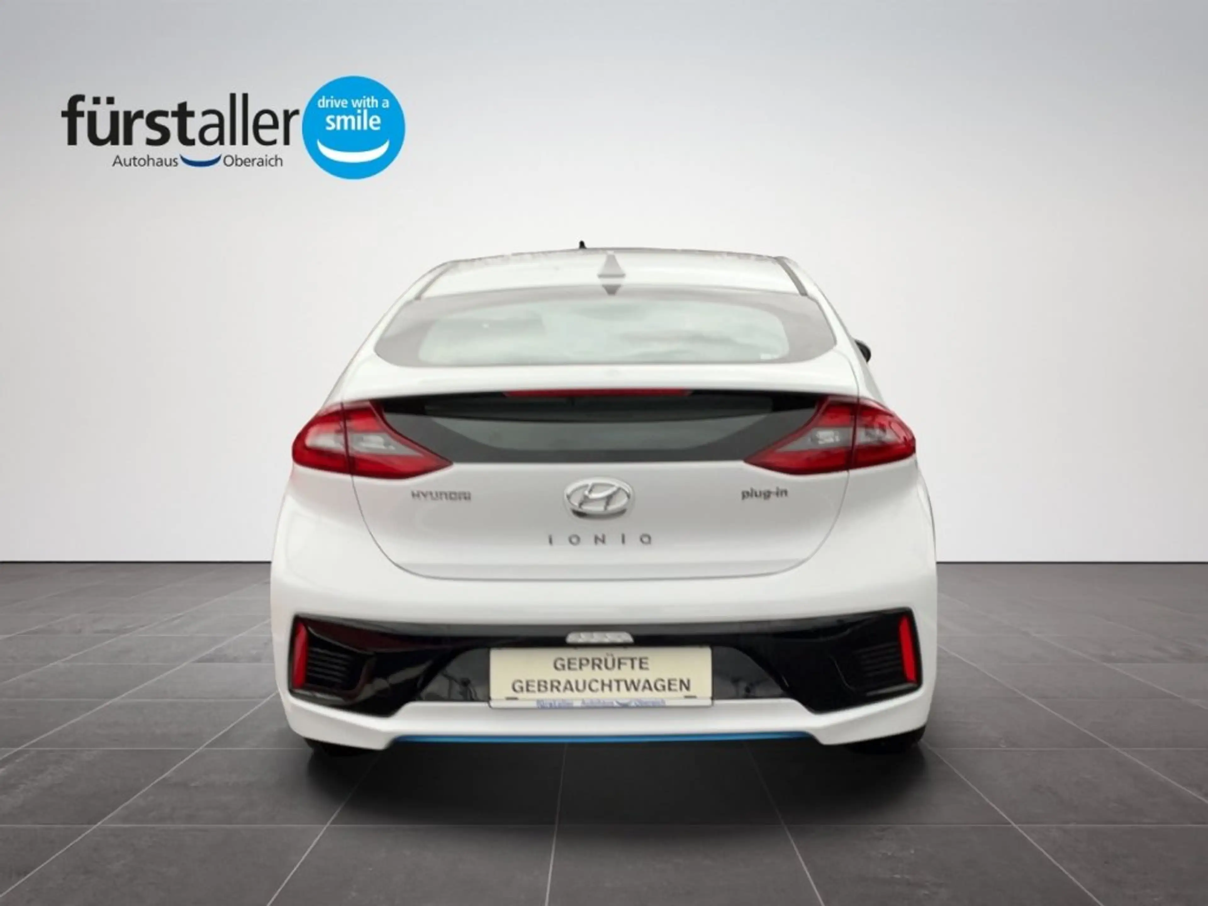 Hyundai IONIQ PHEV Level 5 — photo 6