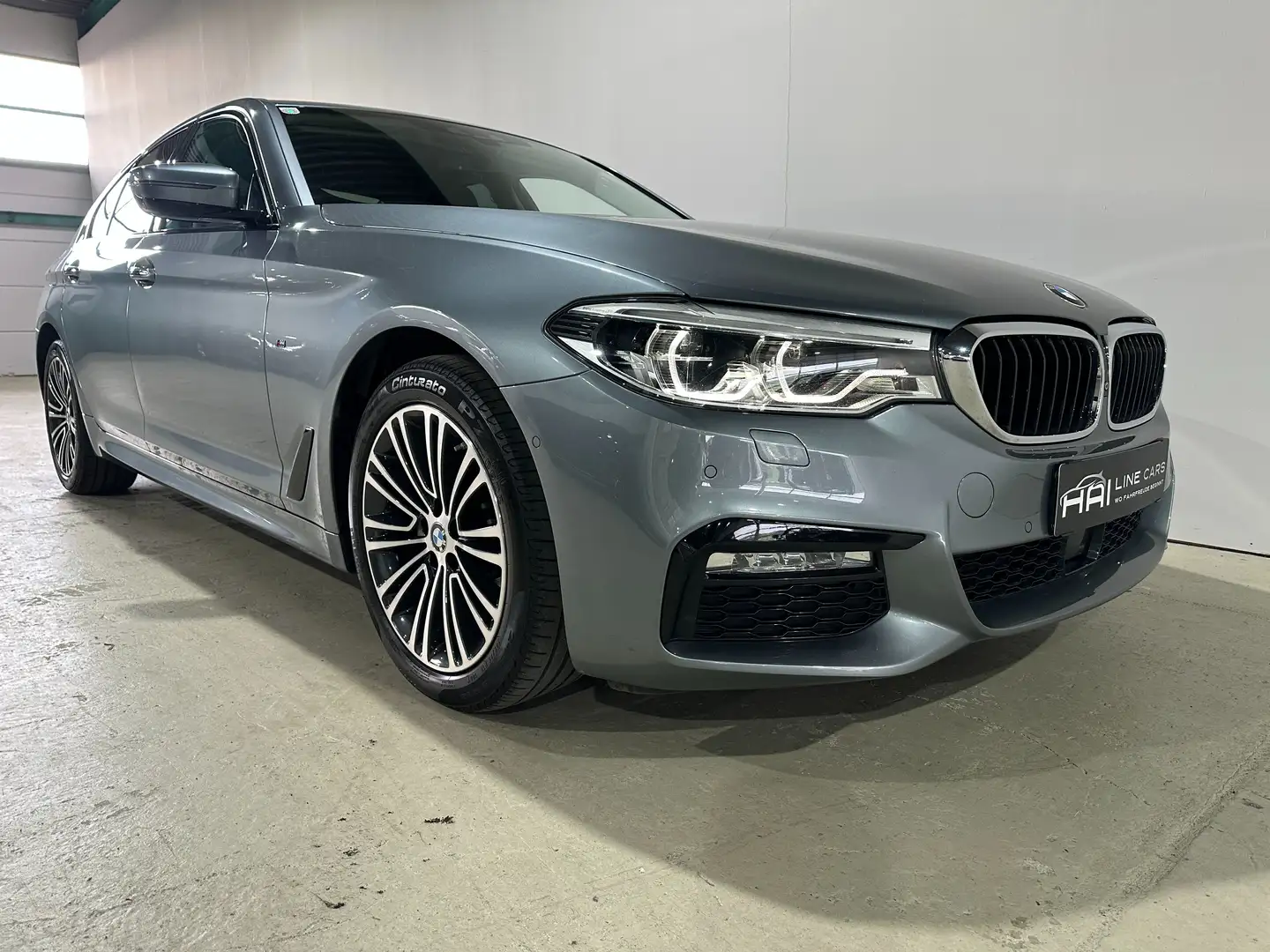 BMW 520 520 d xDrive M Sport | HeadUp | Shadow | LED | 360 Grau - 2