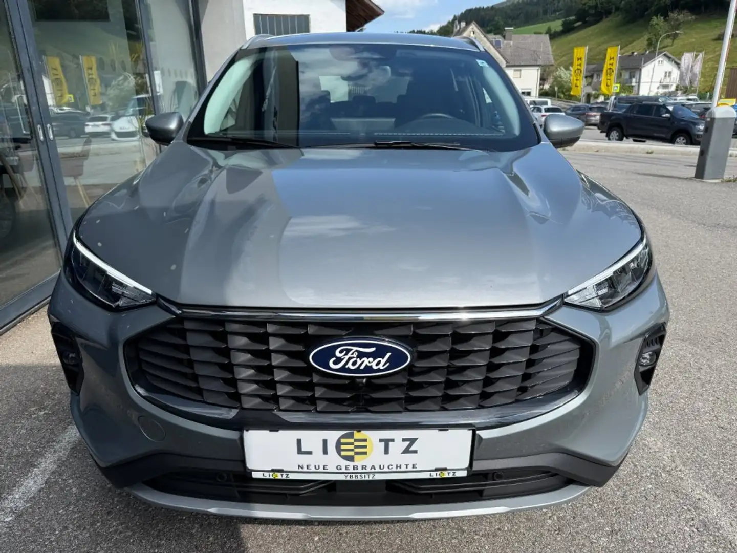 Ford Kuga Titanium 1,5EcoBoost Grau - 2