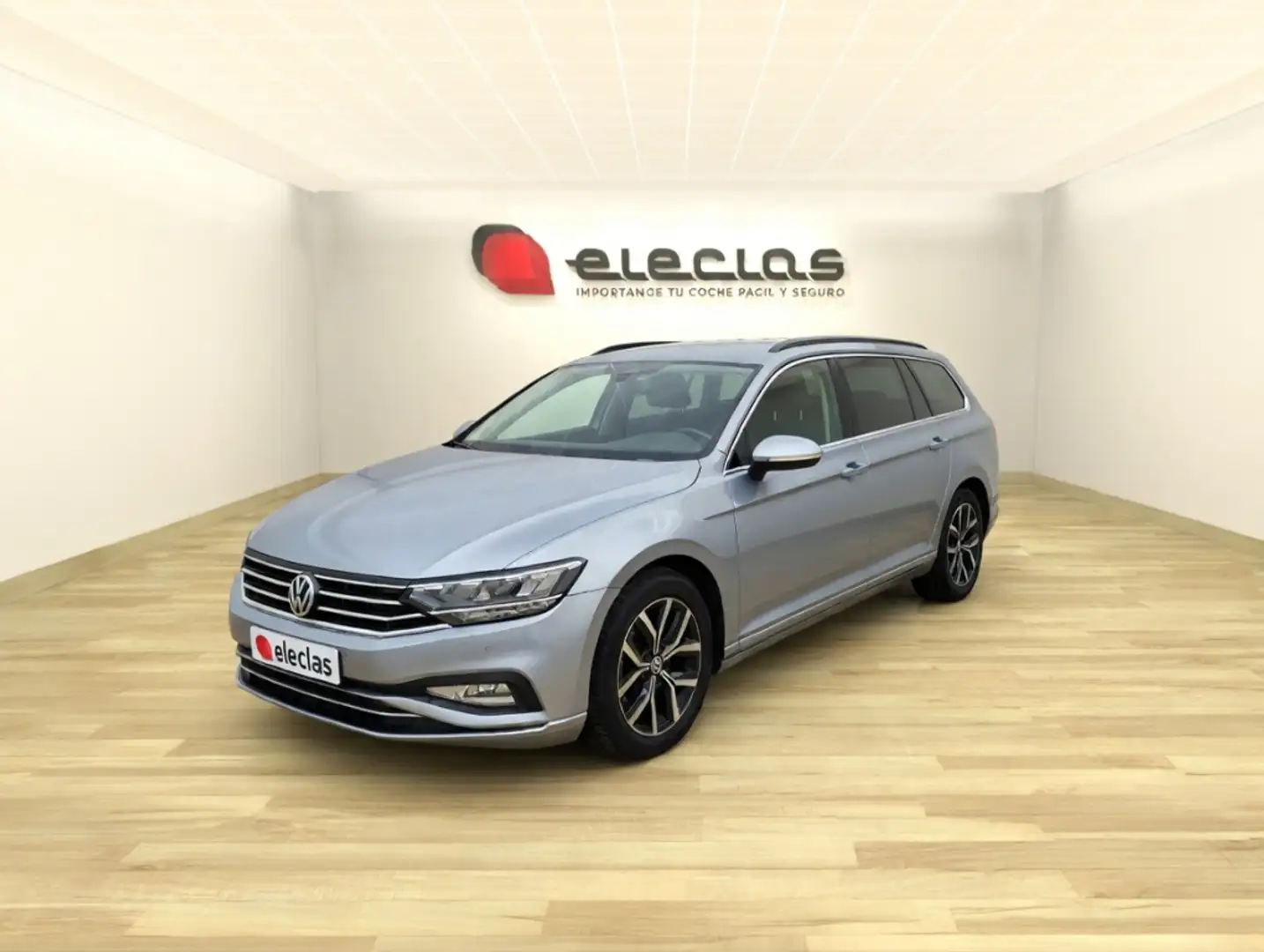 Volkswagen Passat 2.0TDI EVO Executive DSG7 90kW Gris - 1