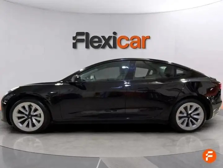 Tesla Model 3 2024, foto 4
