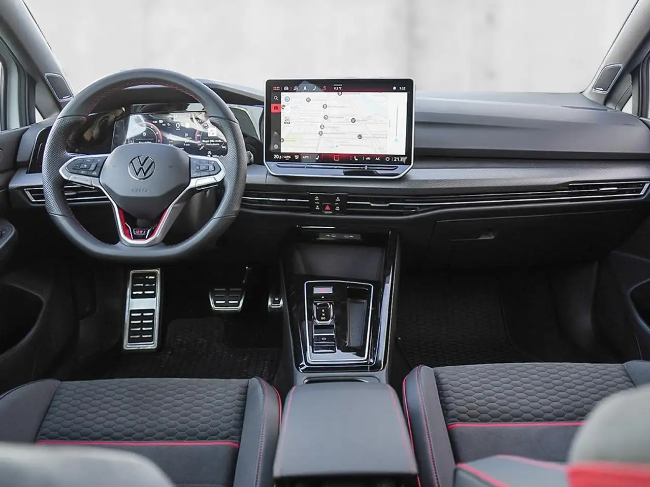 Volkswagen Golf GTI снимка Volkswagen Golf GTI