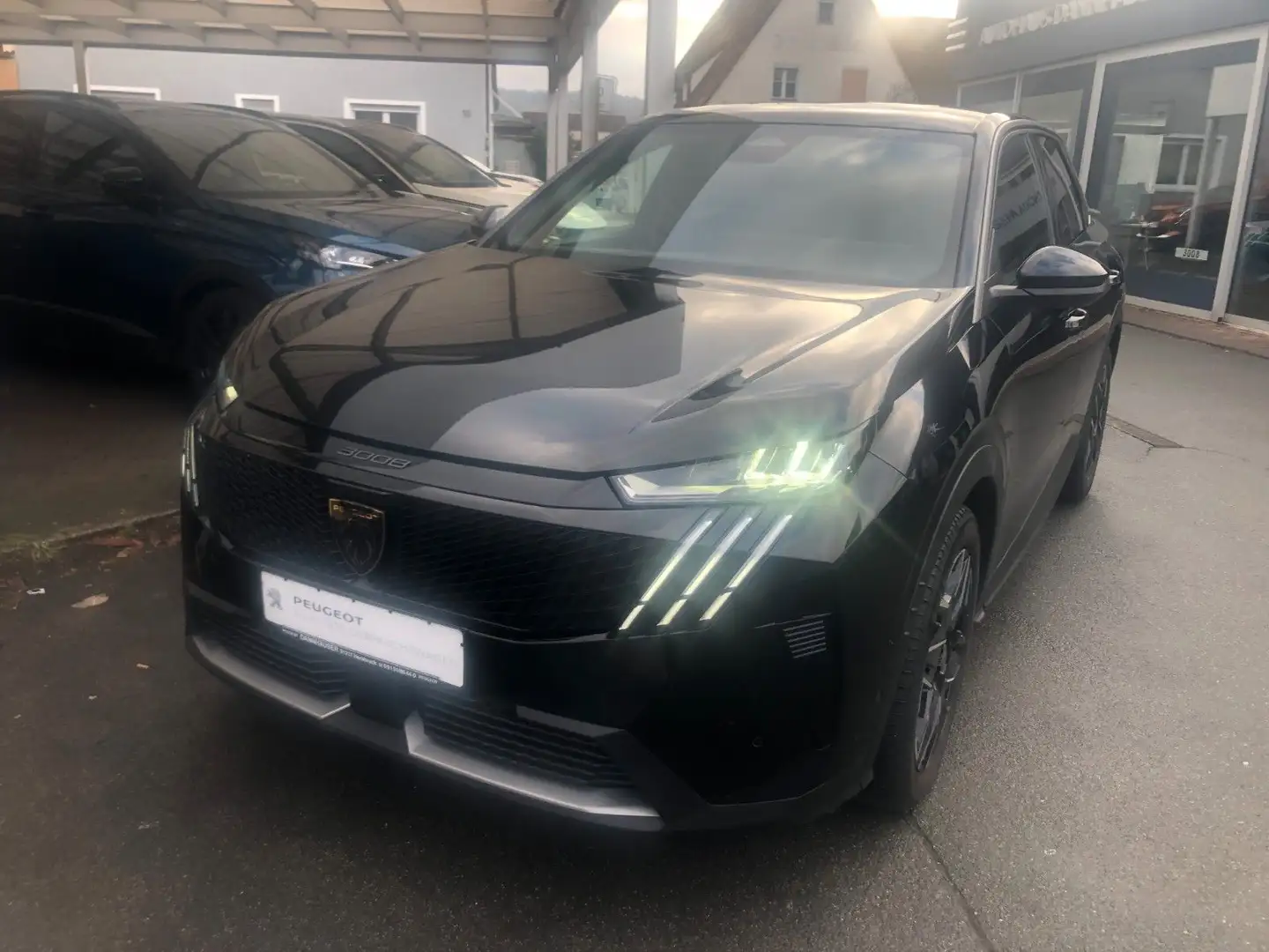 Peugeot 3008 Hybrid 145 e-DSC6 Allure *neues Modell* Schwarz - 1