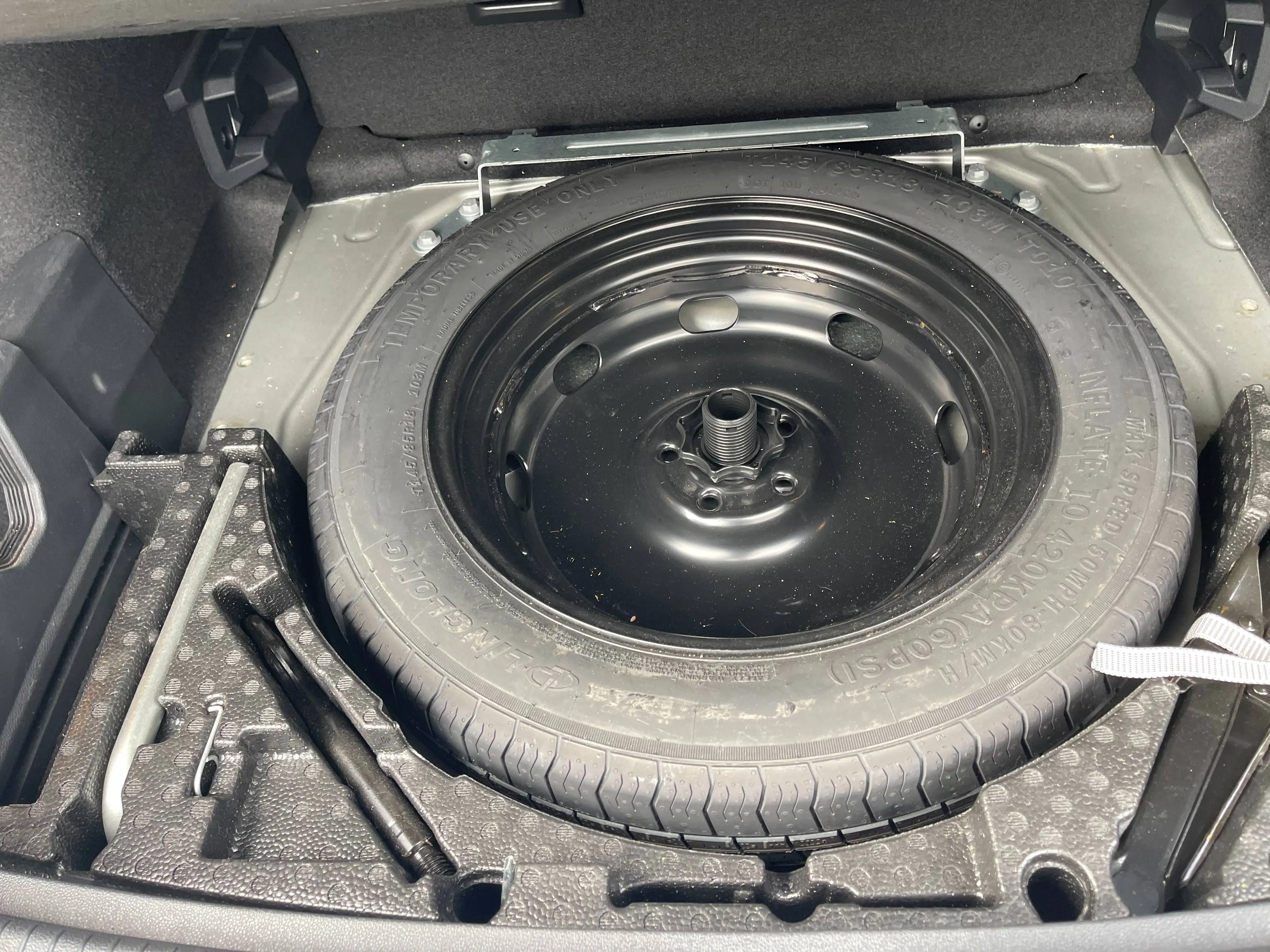 Volkswagen Tiguan Allspace Comfortline 4Motion — photo 13
