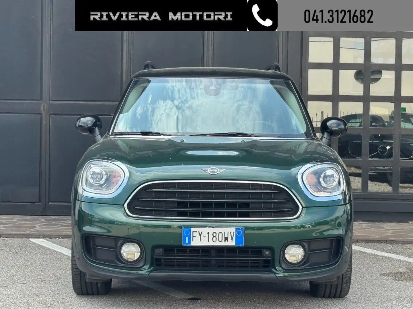 MINI Cooper D Countryman 2.0 Business ALL4 Automatica Verde - 2