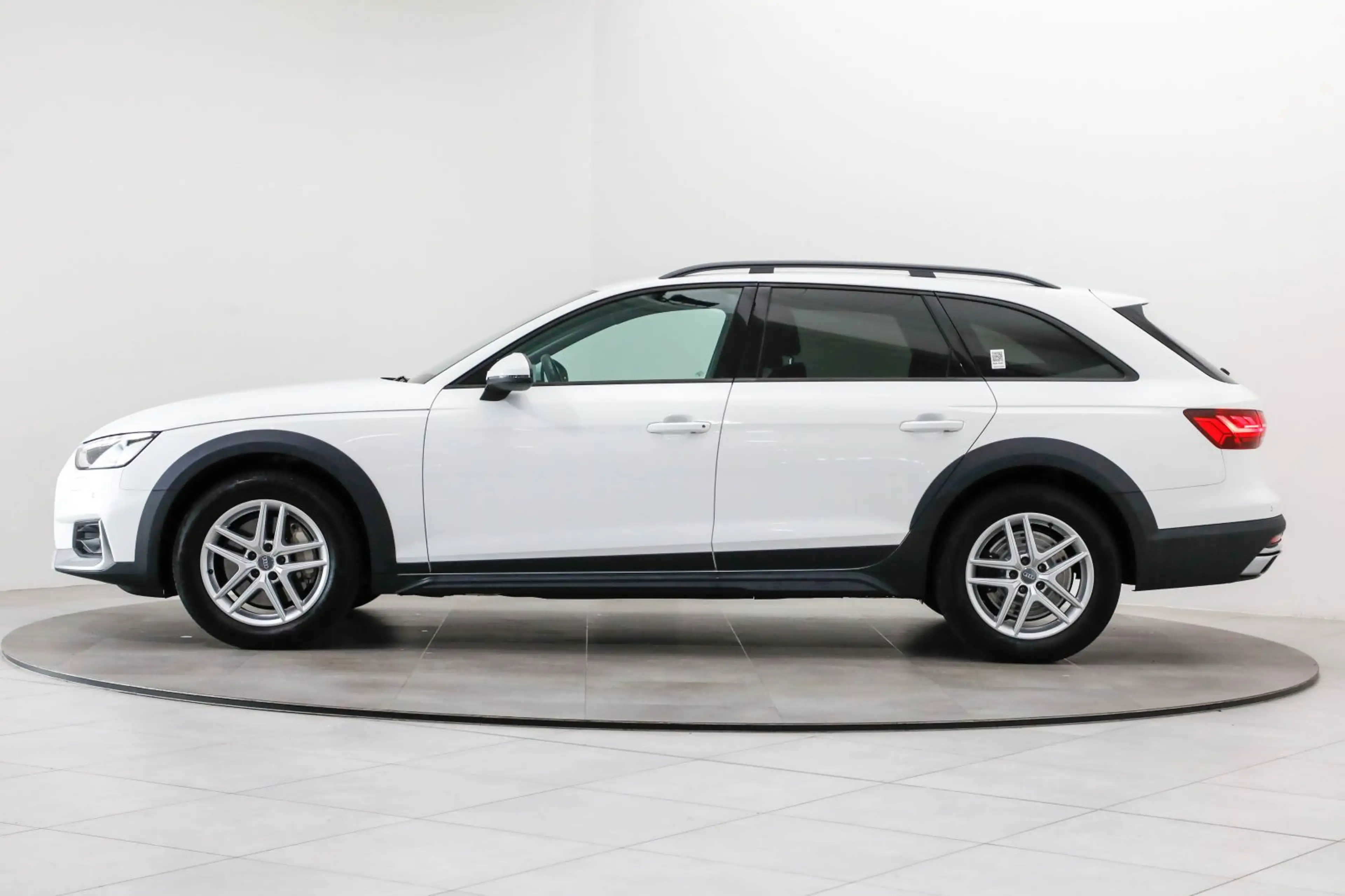 Audi A4 allroad A4 allroad 45 TFSI S tronic SHZ Kam. Navi — photo 14