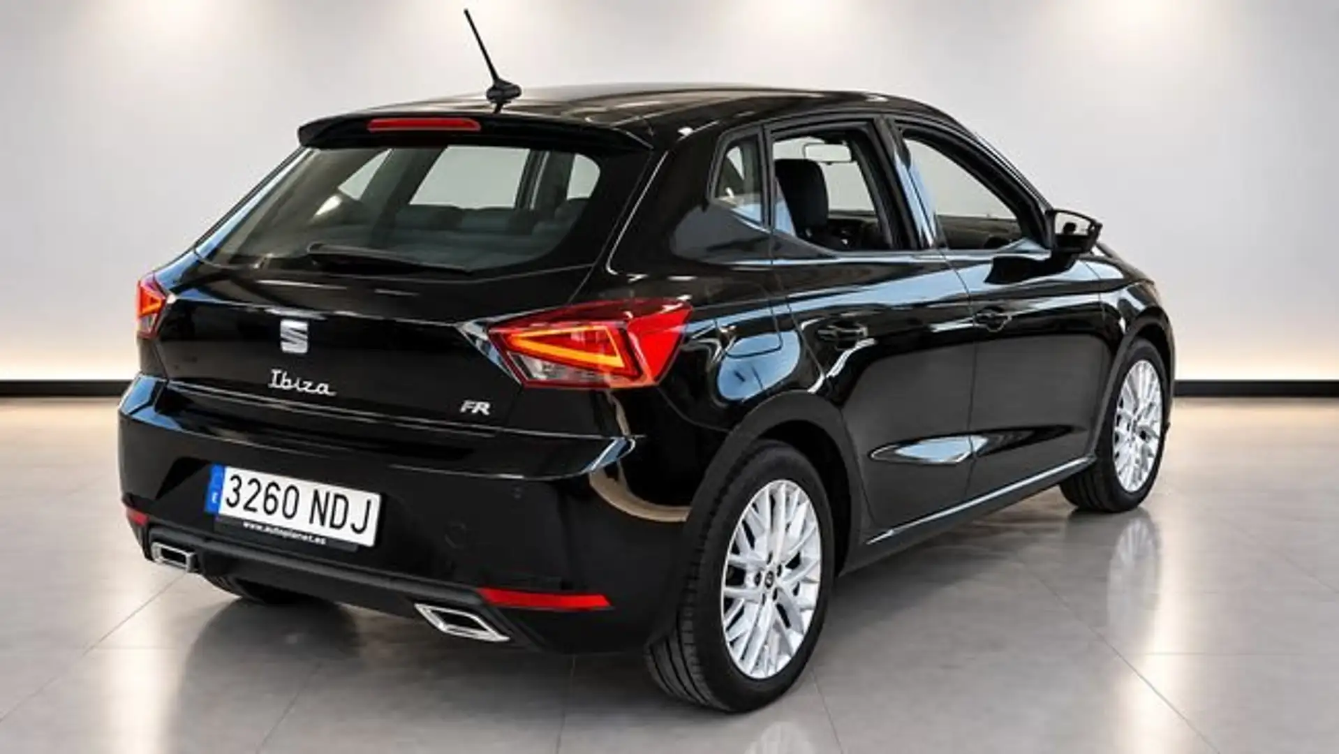SEAT Ibiza 1.0 TSI S&S FR XS 115 Negro - 2