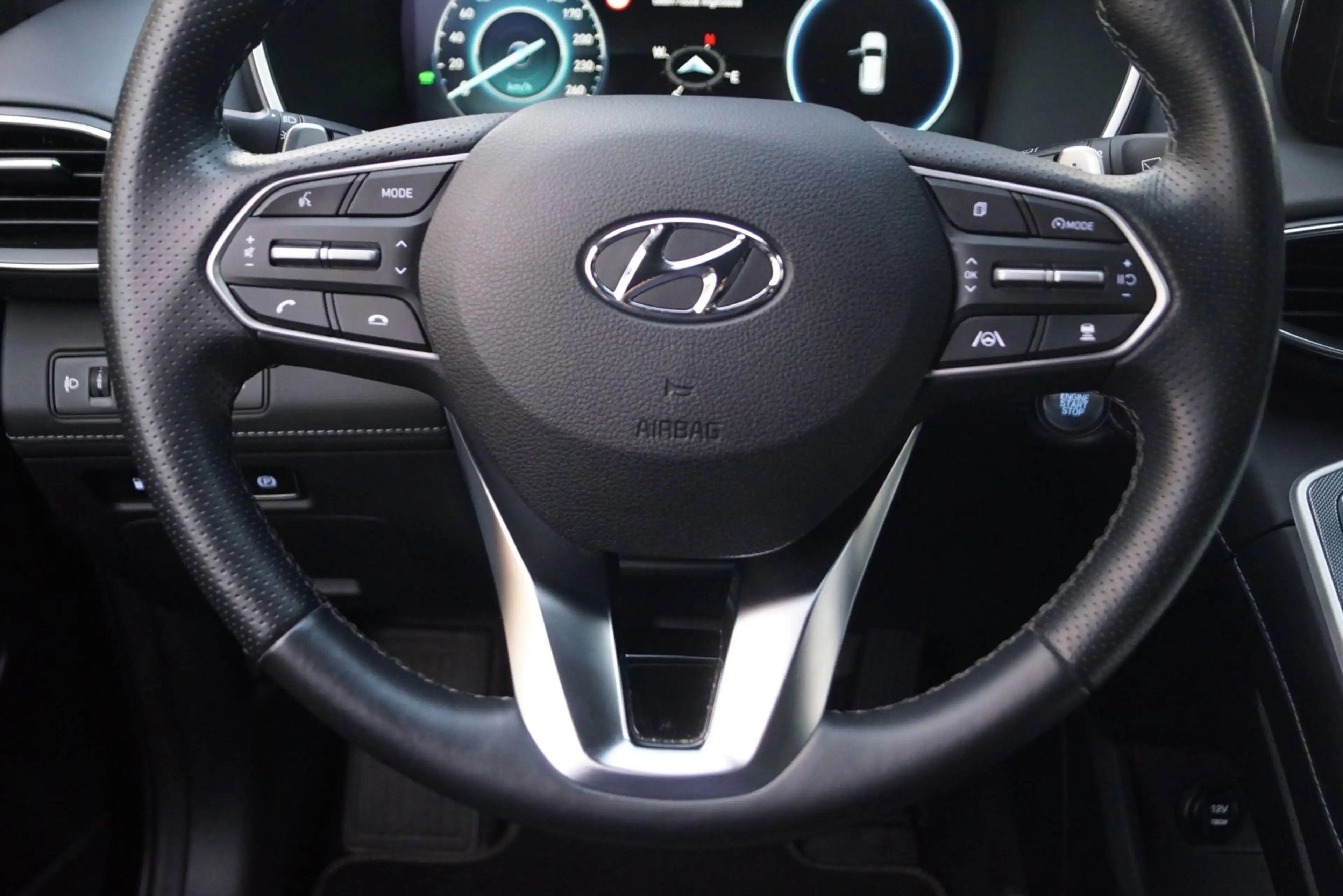 Hyundai SANTA FE 1.6 T-GDI PHEV Premium Autom Leder Sportst Stoel/S — photo 22
