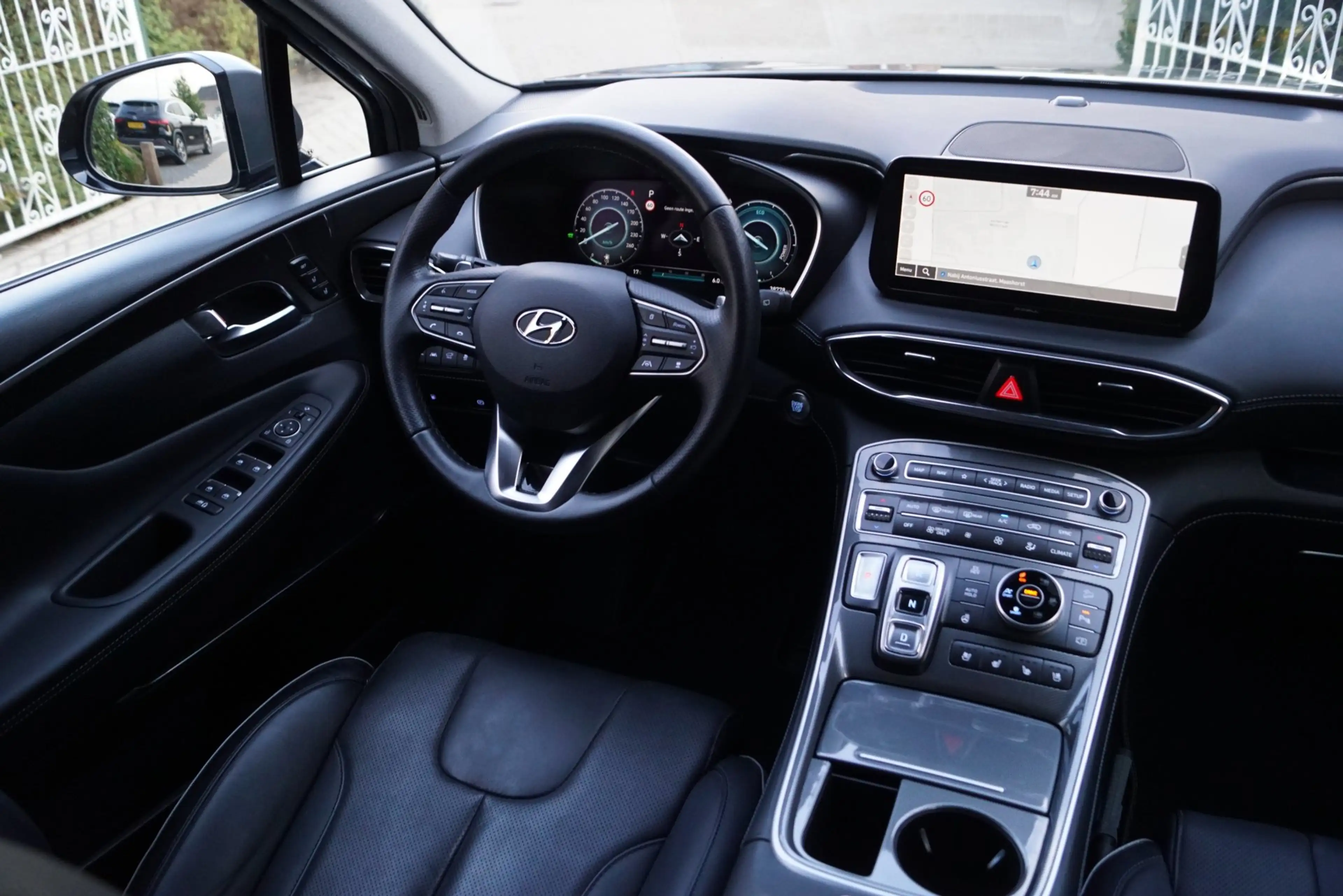 Hyundai SANTA FE 1.6 T-GDI PHEV Premium Autom Leder Sportst Stoel/S — photo 3