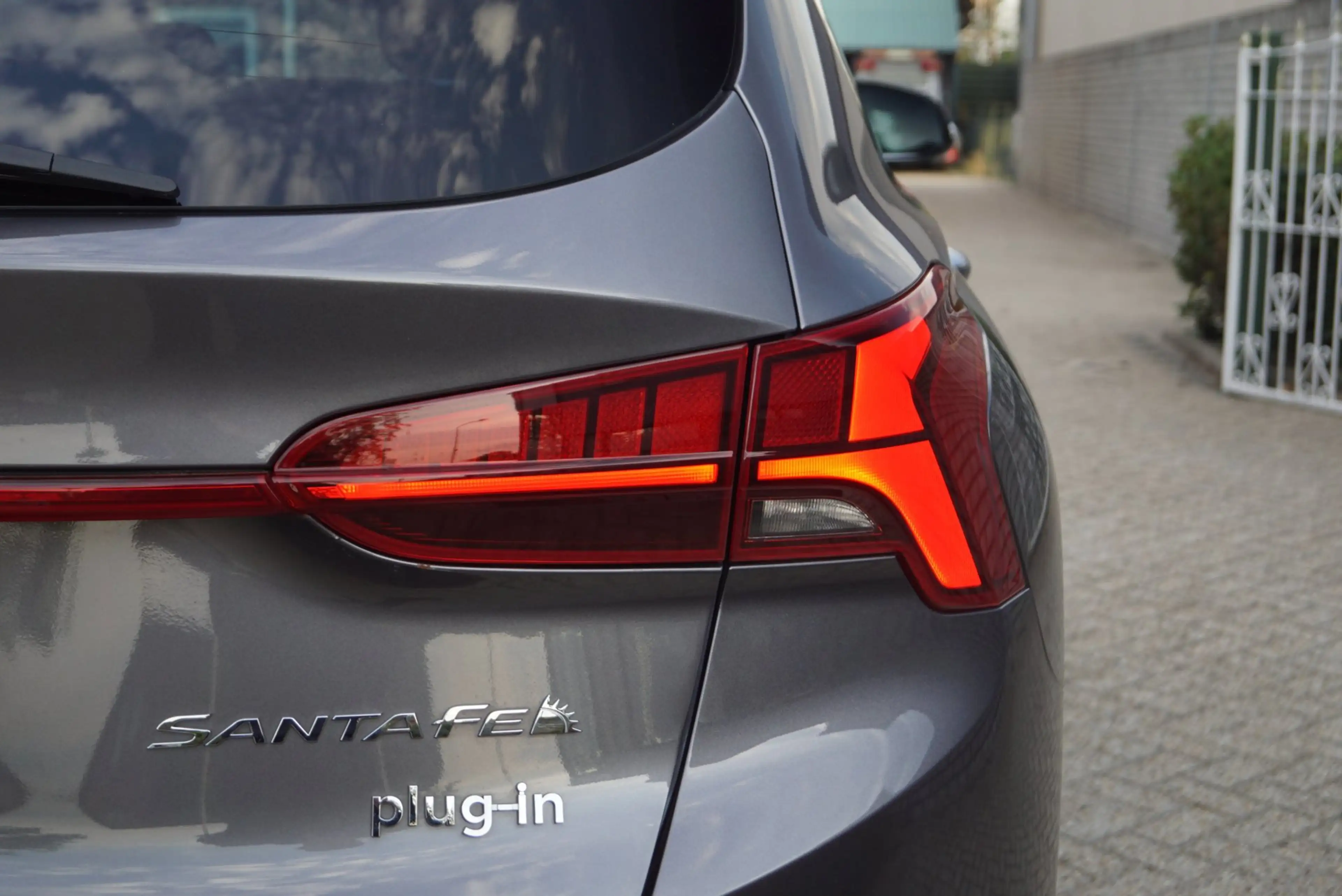 Hyundai SANTA FE 1.6 T-GDI PHEV Premium Autom Leder Sportst Stoel/S — photo 37