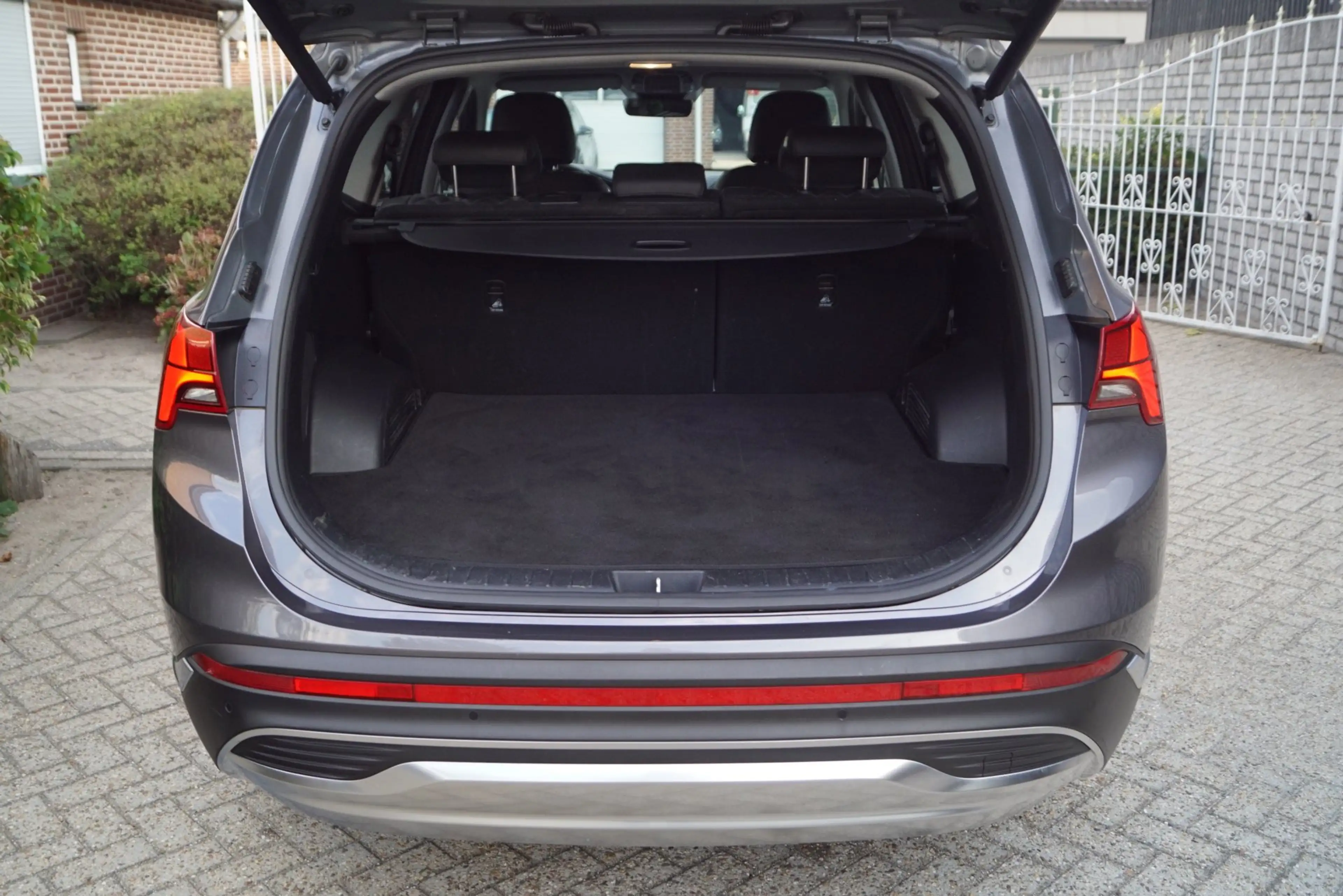 Hyundai SANTA FE 1.6 T-GDI PHEV Premium Autom Leder Sportst Stoel/S — photo 38