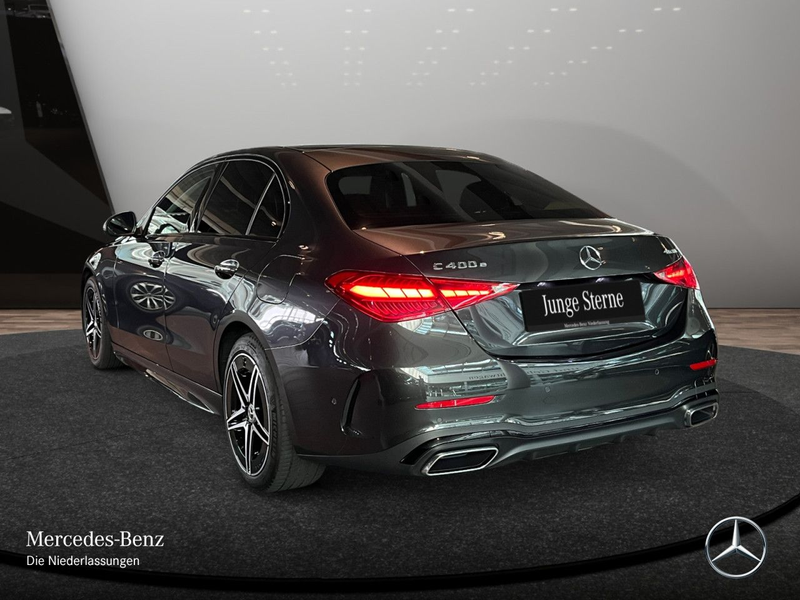 Mercedes-Benz C 400 e 4M AMG+NIGHT+PANO+360+BURMESTER+SITZKLIMA — photo 10