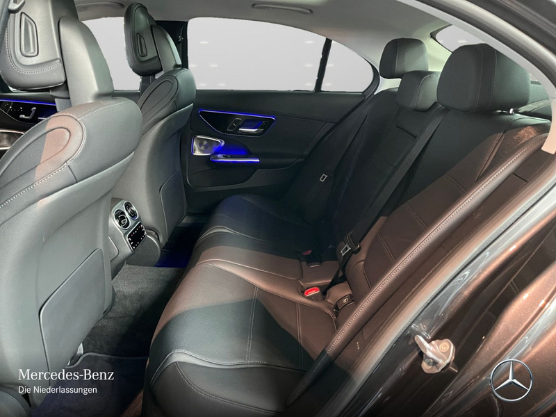 Mercedes-Benz C 400 e 4M AMG+NIGHT+PANO+360+BURMESTER+SITZKLIMA — photo 12