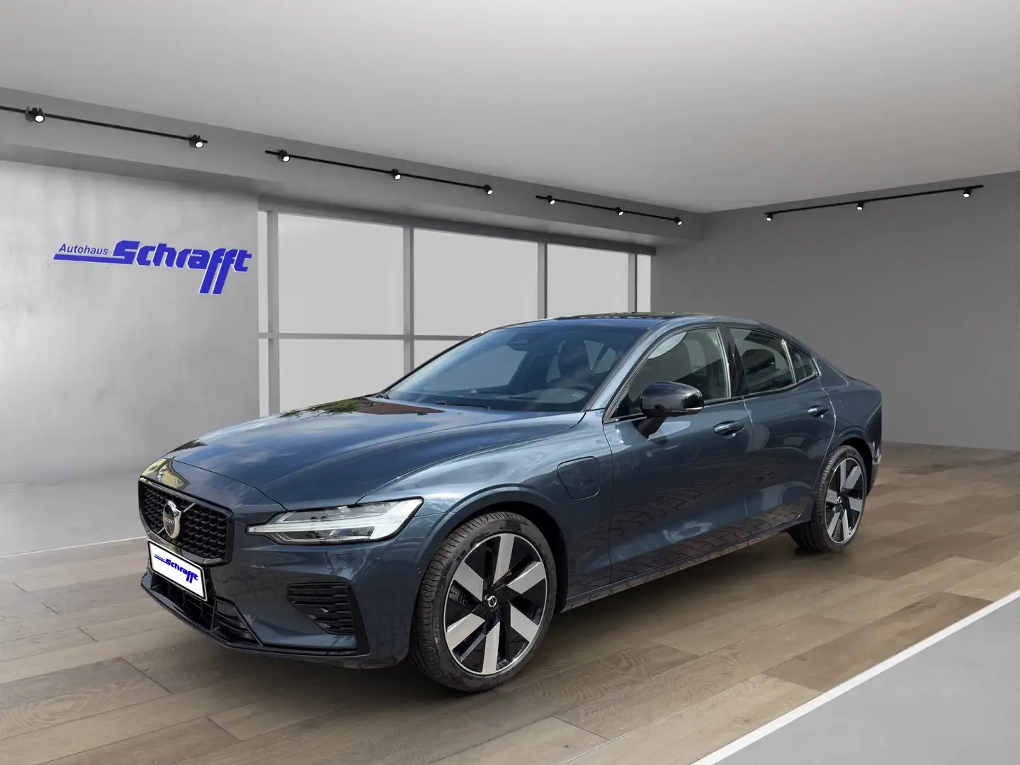 Volvo S60 Ultimate Dark Recharge Plug-In Hybrid AWD Blau - 1