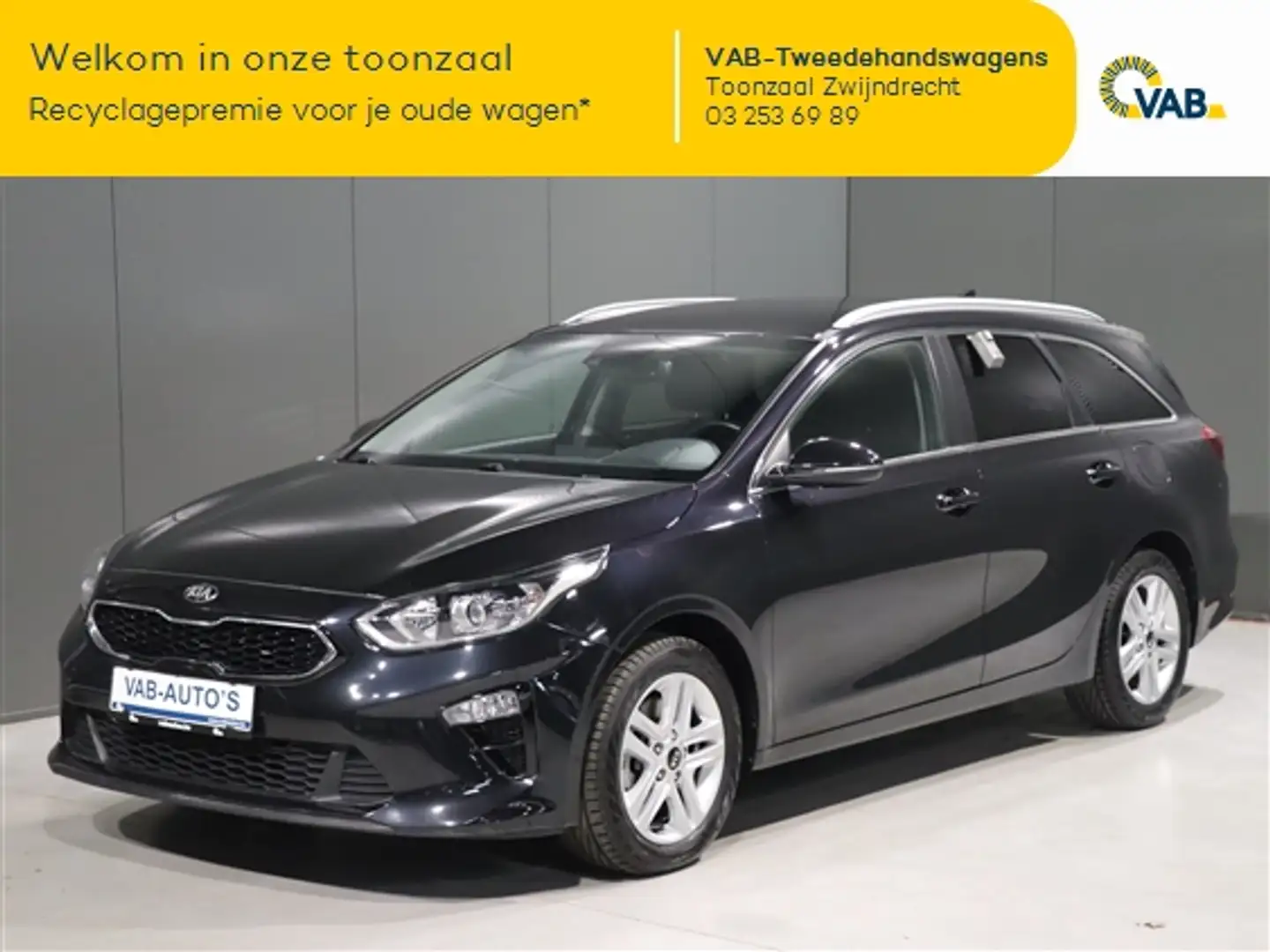Kia Ceed / cee'd SW MORE 1.6 CRDI Schwarz - 1
