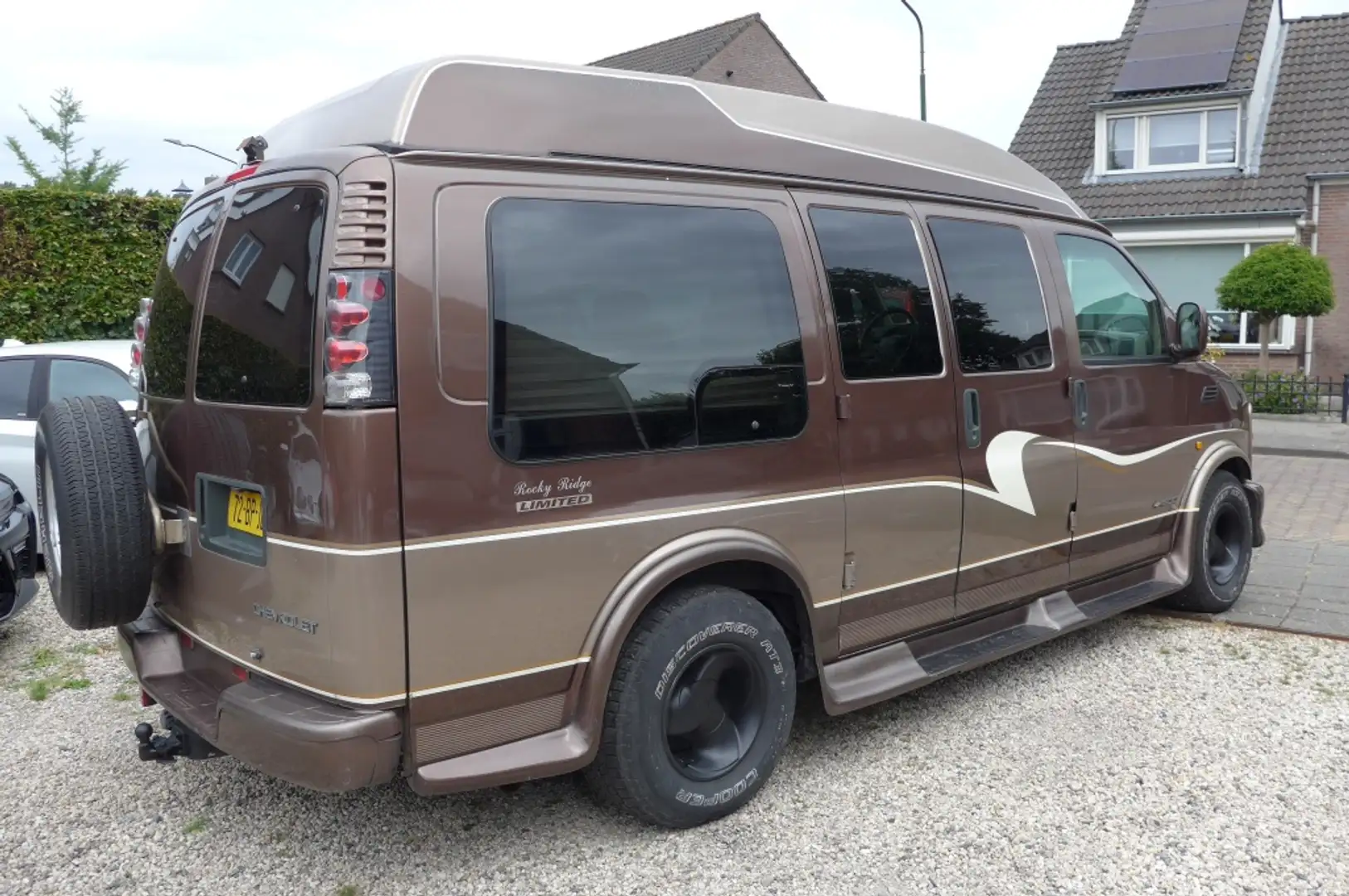 Overig Chevrolet Chevy Van Camper Rocky Ridge Limete Bruin - 2