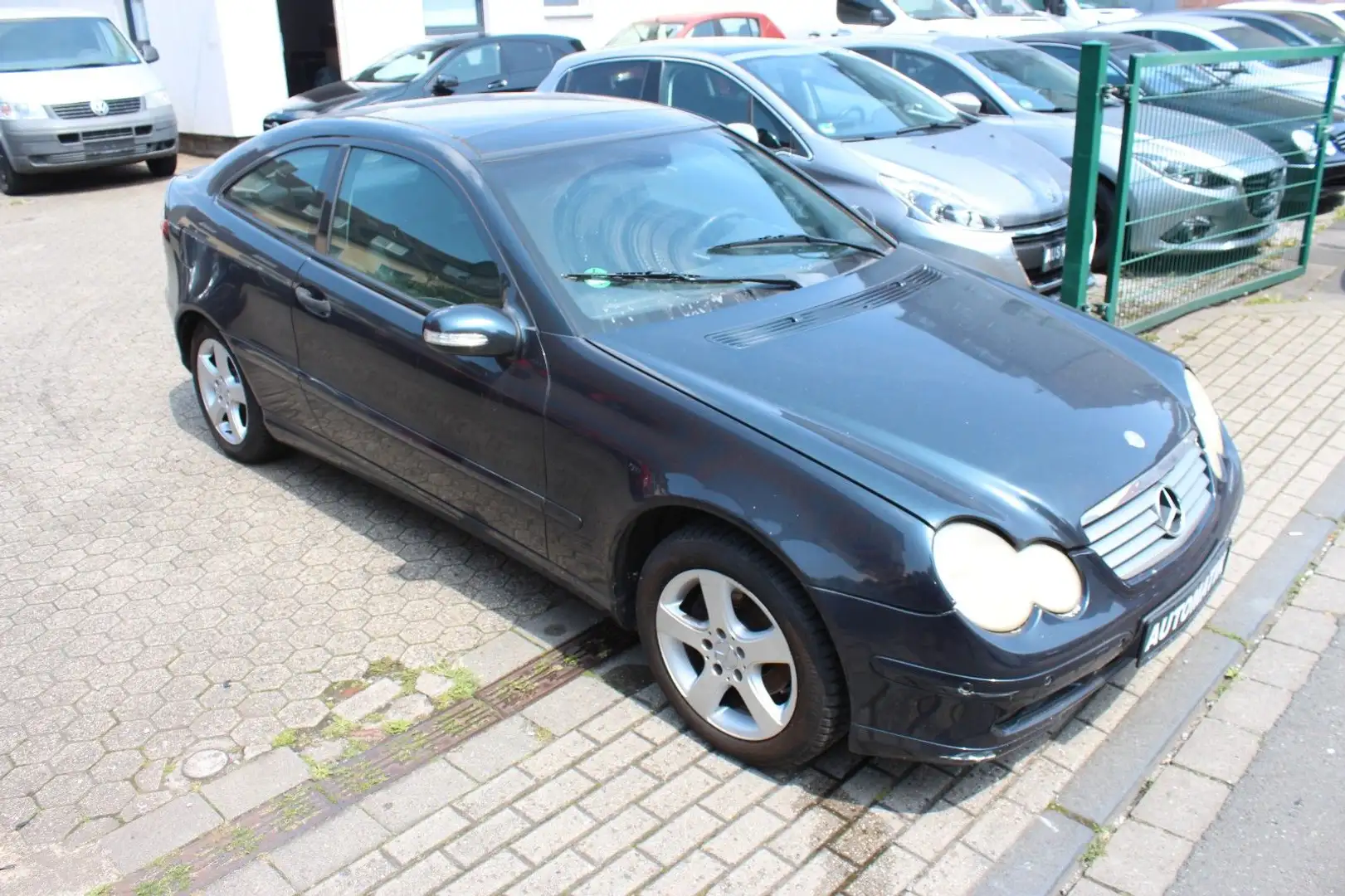 Mercedes-Benz C 180 Sportcoupe/Glas-Dach/Klima/Tempo/PDC/Tüv Schwarz - 2