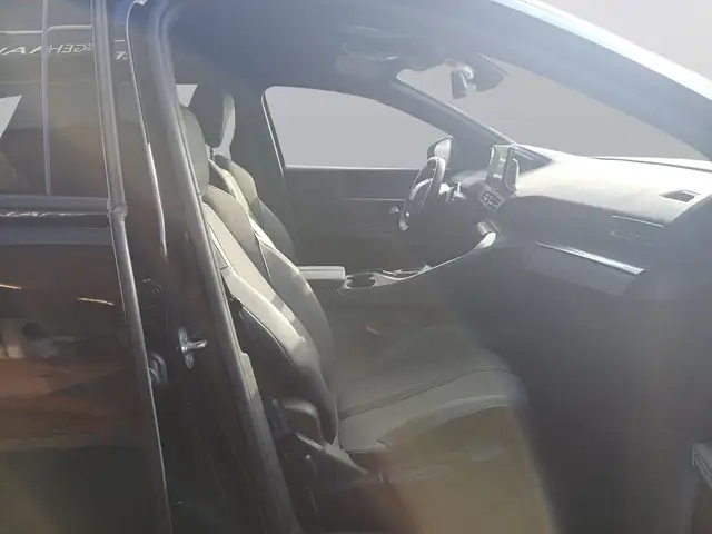 Peugeot 3008 view 12