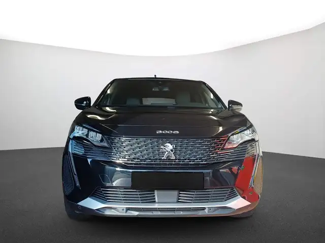 Peugeot 3008 view 3