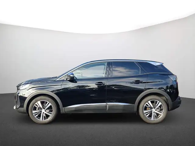 Peugeot 3008 view 5