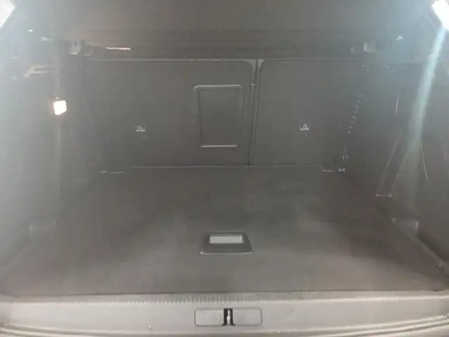 Peugeot 3008 view 8