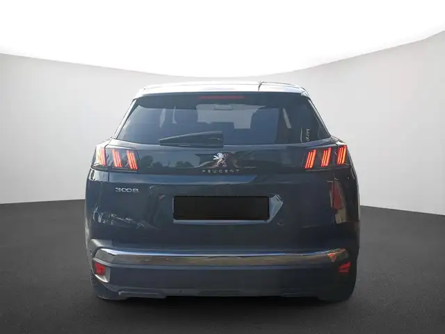 Peugeot 3008 view 4
