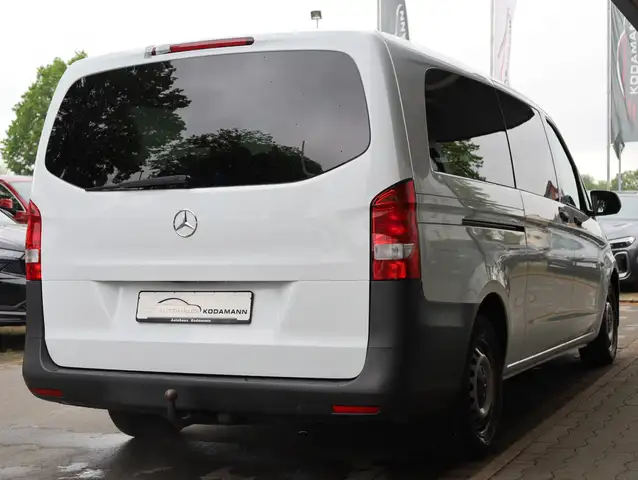 Mercedes-Benz Vito view 11