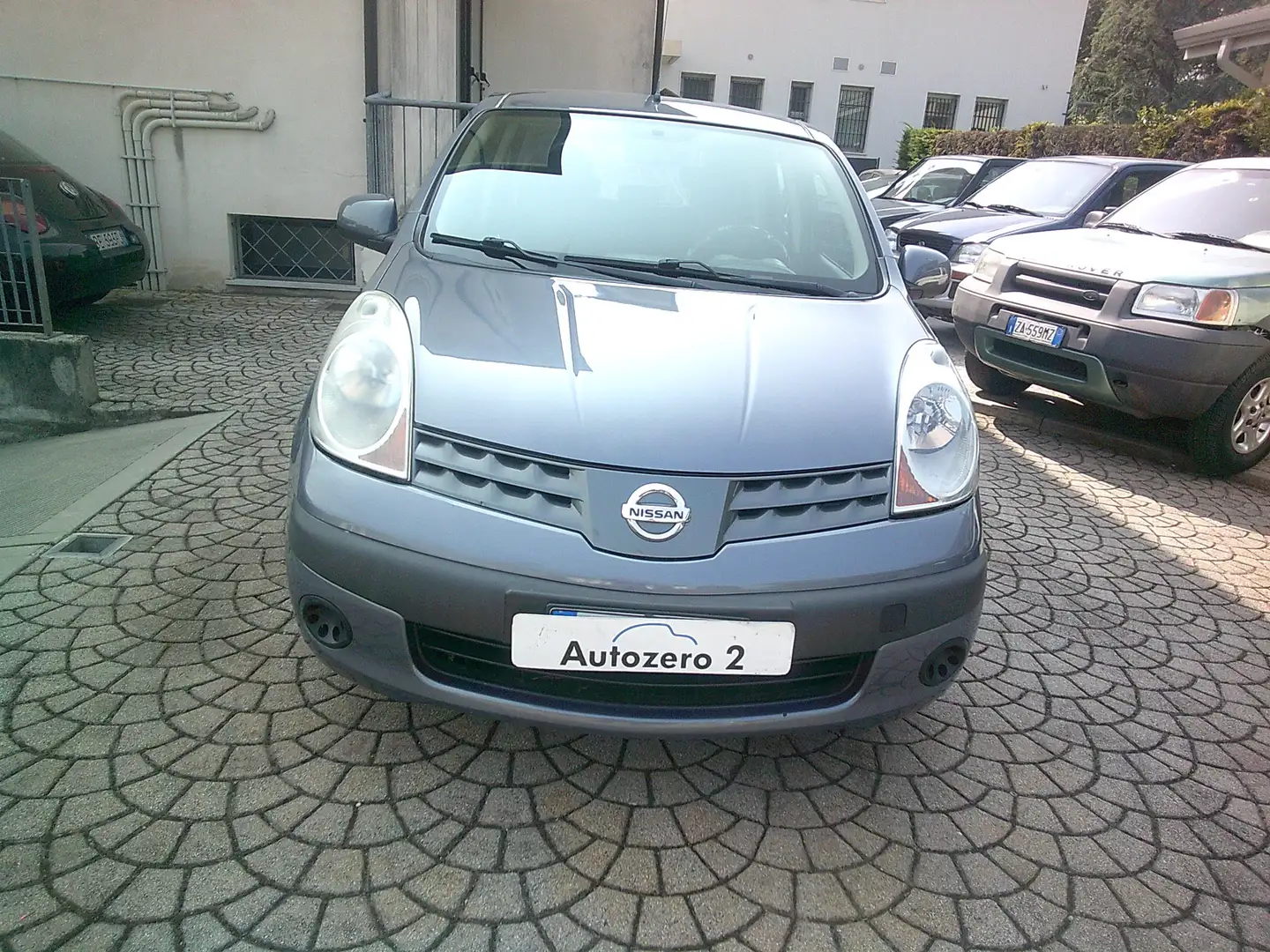 Nissan Note Note 1.4 16v Visia Grijs - 2