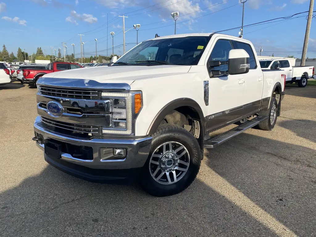 2019 Ford F-250 Super Duty Lariat Crew Cab 160 | 4X4 | Trailer Tow Pkg | Rear — photo 2